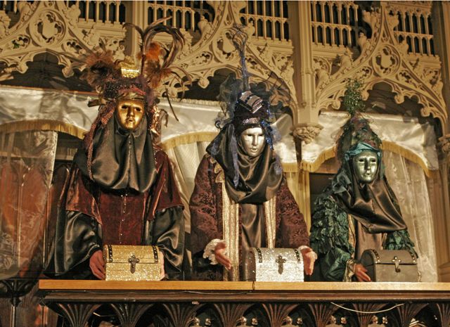 Merchant of Venice ( 2010) : Casketbearers